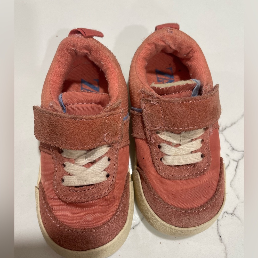 Zara Baby pink nylon / suede tennis sneaker shoes velcro closure Size 21/5.5